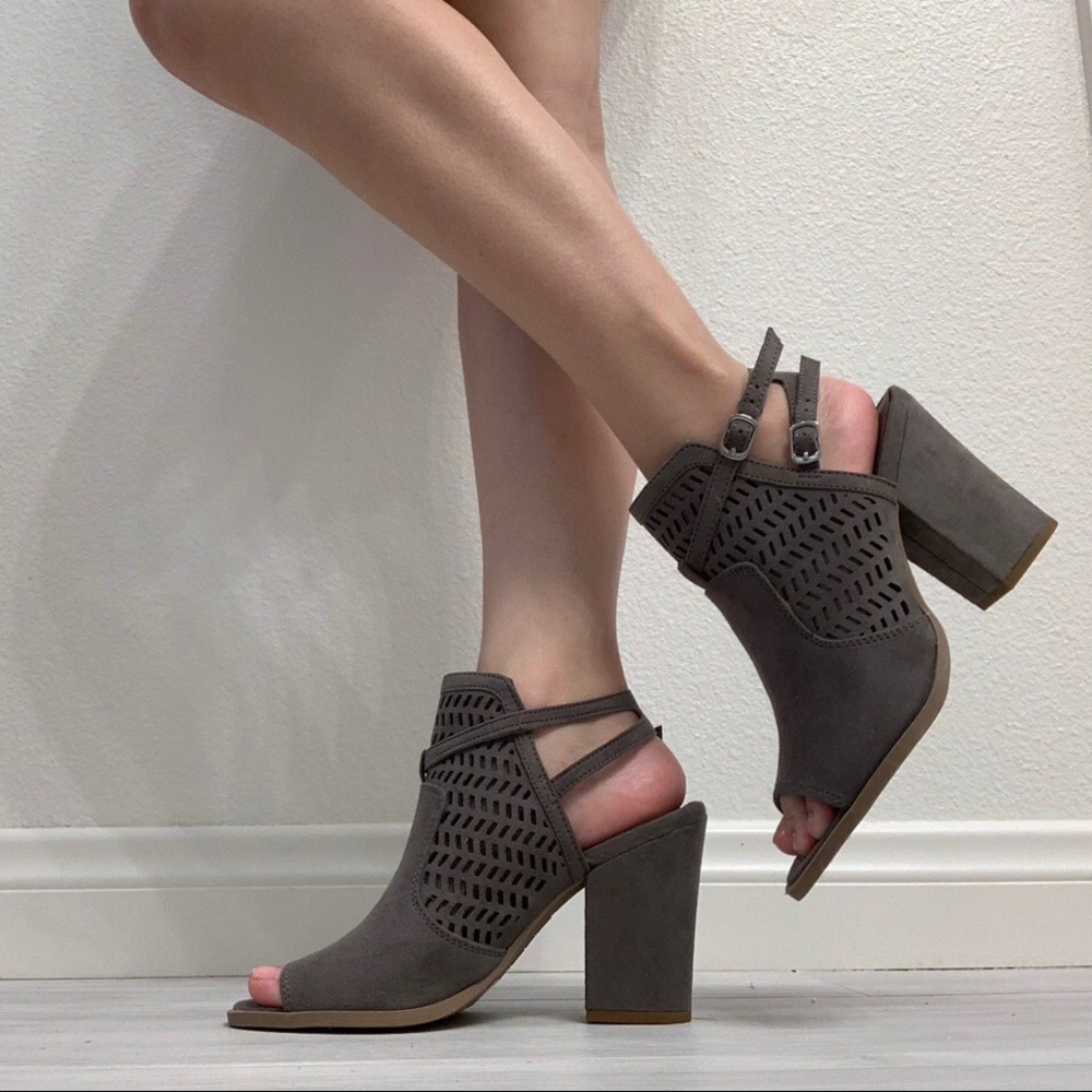 OPEN TOE BOOTIES